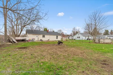 525 W 2nd St, Charlotte, MI 48813 photo 8