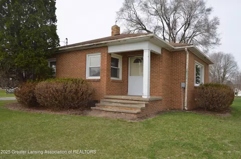 1991 N Stewart Rd, Charlotte, MI 48813