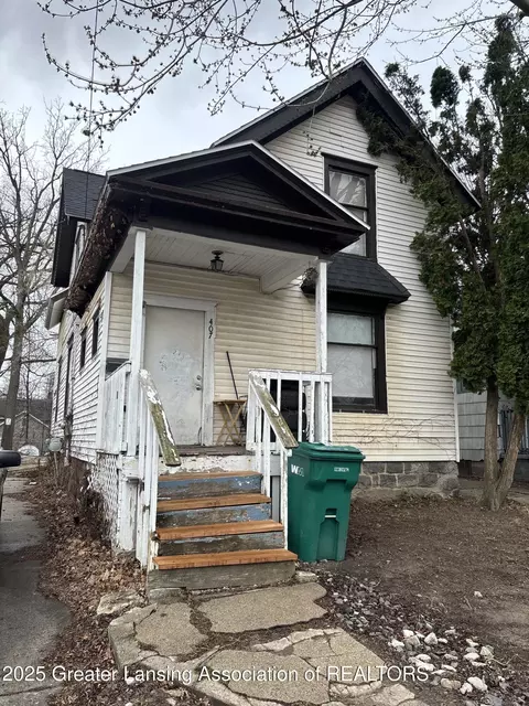 407 W Saginaw St, Lansing, MI 48933