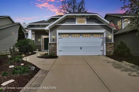 5879 Chartres Way, East Lansing, MI 48823