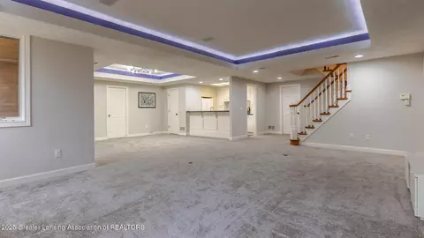 Living - 2002 Birch Bluff Dr, Okemos, MI 48864 photo 3 of 5