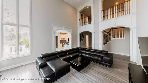 Living - 2002 Birch Bluff Dr, Okemos, MI 48864 photo 2 of 5