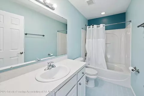 Bath - 14178 Mulholland Dr, Bath, MI 48808 photo 3 of 4