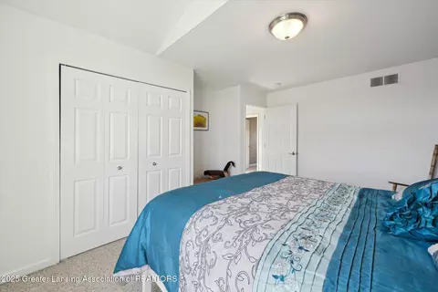 Bedroom - 14178 Mulholland Dr, Bath, MI 48808 photo 5 of 5
