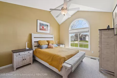 Bedroom - 14178 Mulholland Dr, Bath, MI 48808 photo 1 of 5