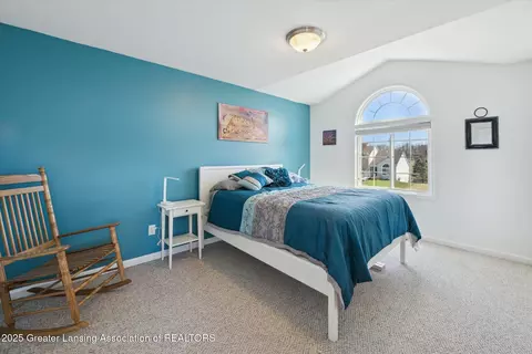Bedroom - 14178 Mulholland Dr, Bath, MI 48808 photo 4 of 5
