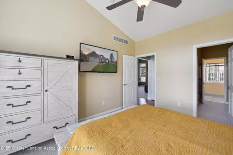 Bedroom - 14178 Mulholland Dr, Bath, MI 48808 photo 2 of 5