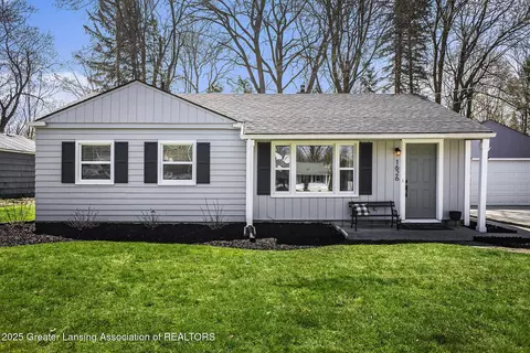 1626 Ann St, East Lansing, MI 48823