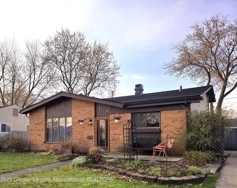 718 Spokane Ave, Lansing, MI 48910 photo 2