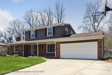 5913 Bayonne Ave, Haslett, MI 48840