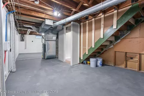 Other - 907 Hamilton Ave, Lansing, MI 48910 photo 5 of 12