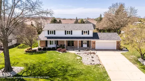 10889 Wildon Way, Grand Ledge, MI 48837