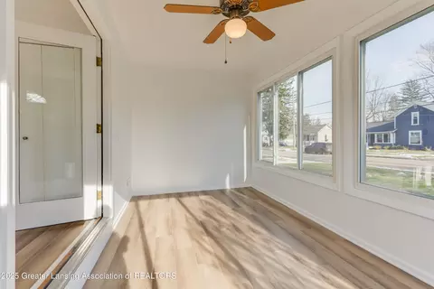 Exterior - 535 E Middle St, Williamston, MI 48895 photo 5 of 5