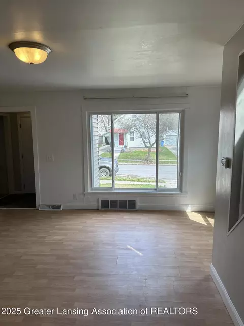 Living - 1029 Cooper Ave, Lansing, MI 48910 photo 1 of 2