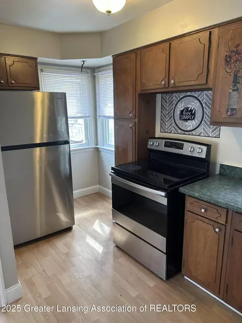 Kitchen - 1029 Cooper Ave, Lansing, MI 48910 photo 2 of 2