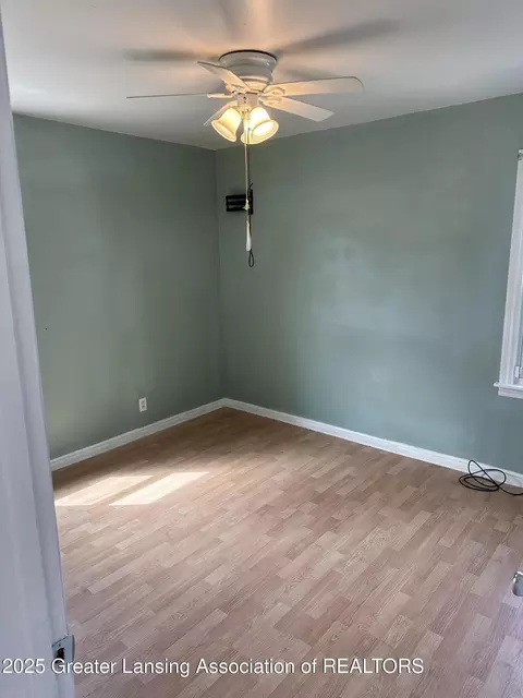 Bedroom - 1029 Cooper Ave, Lansing, MI 48910 photo 2 of 4