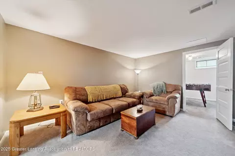 15417 Chetwyn Dr, Lansing, MI 48906 photo 25