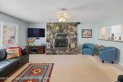 Living - 1240 Haslett Rd, Haslett, MI 48840 photo 3 of 3