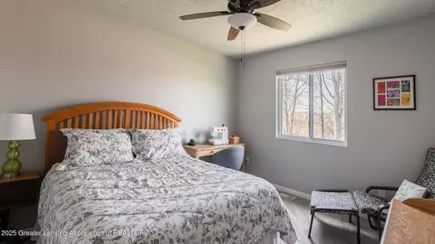 Bedroom - 1116 River Oaks Dr, Dewitt, MI 48820 photo 2 of 3