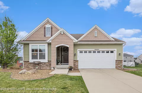 8693 Yellowstone Ln, Lansing, MI 48917