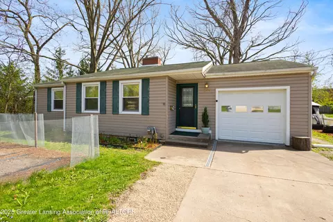 254 Ridge Rd, East Lansing, MI 48823