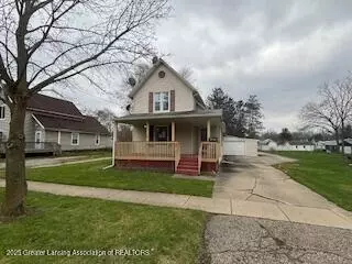 512 S Cedar St, Owosso, MI 48867