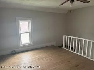 512 S Cedar St, Owosso, MI 48867 photo 11