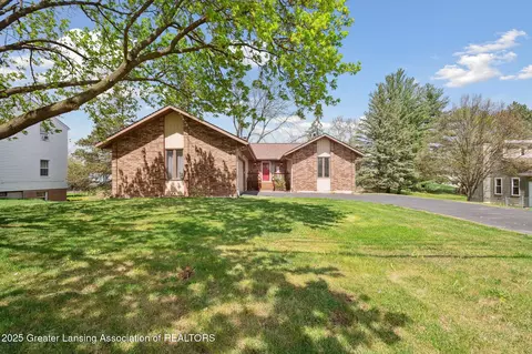 4252 W Willow Hwy, Lansing, MI 48917
