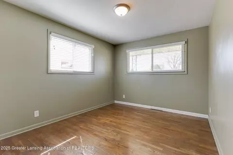 Bedroom - 3508 Springbrook Ln, Lansing, MI 48917 photo 4 of 6