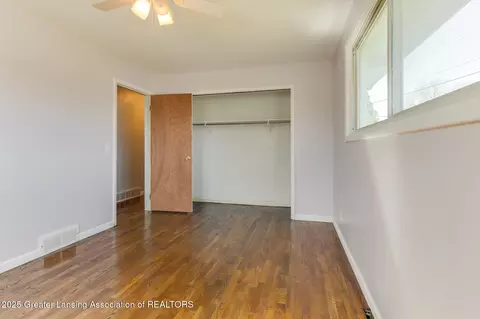 Bedroom - 3508 Springbrook Ln, Lansing, MI 48917 photo 5 of 6