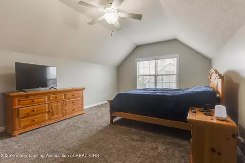 Bedroom - 2682 Elderberry Dr, Okemos, MI 48864 photo 4 of 5