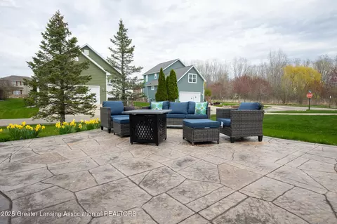 Exterior - 2682 Elderberry Dr, Okemos, MI 48864 photo 8 of 8
