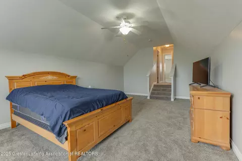 Bedroom - 2682 Elderberry Dr, Okemos, MI 48864 photo 2 of 5