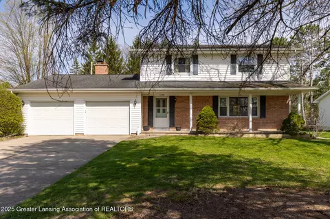 1136 Chris J Dr, Lansing, MI 48917