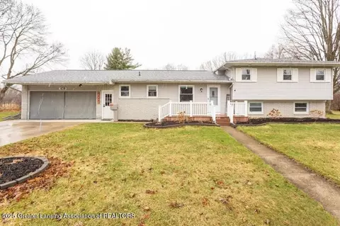 439 Old Bridge Rd, Grand Blanc, MI 48439