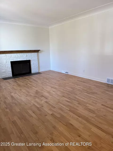 Living - Undisclosed, Lansing, MI 48910 photo 1 of 1