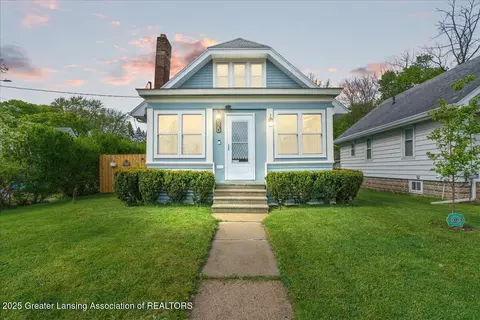 820 W Mount Hope Ave, Lansing, MI 48910