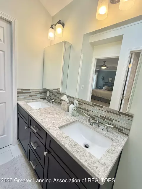 703 Feasel St, Eaton Rapids, MI 48827 photo 31