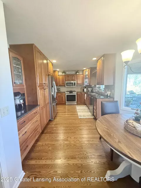 703 Feasel St, Eaton Rapids, MI 48827 photo 15