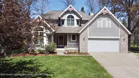 703 Feasel St, Eaton Rapids, MI 48827 photo 2
