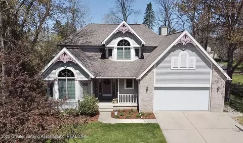 703 Feasel St, Eaton Rapids, MI 48827