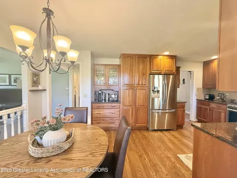703 Feasel St, Eaton Rapids, MI 48827 photo 14