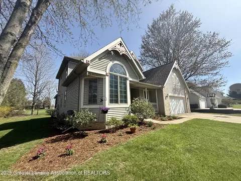 703 Feasel St, Eaton Rapids, MI 48827 photo 4