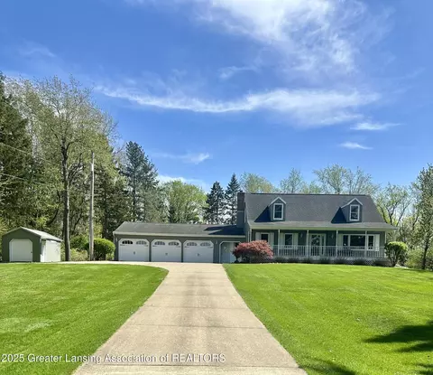 1430 Boichot Rd, Lansing, MI 48906
