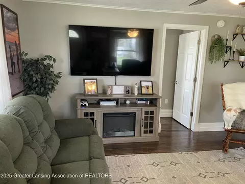 Living - 426 S Main St, Fowler, MI 48835 photo 1 of 3