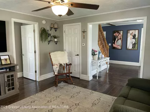 Entry Way - 426 S Main St, Fowler, MI 48835 photo 1 of 3
