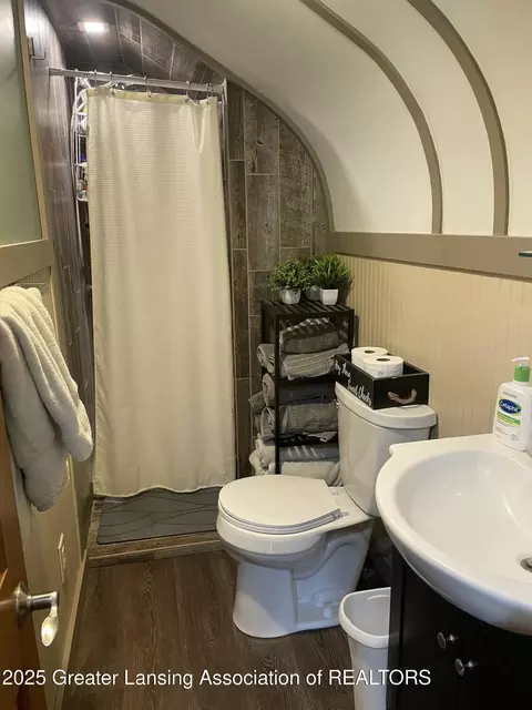 Bath - 426 S Main St, Fowler, MI 48835 photo 3 of 3