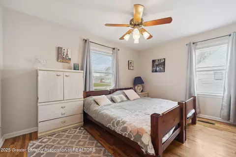 Bedroom - 918 Clark Rd, Lansing, MI 48917 photo 2 of 5
