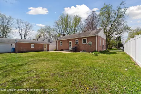 Exterior - 918 Clark Rd, Lansing, MI 48917 photo 3 of 6