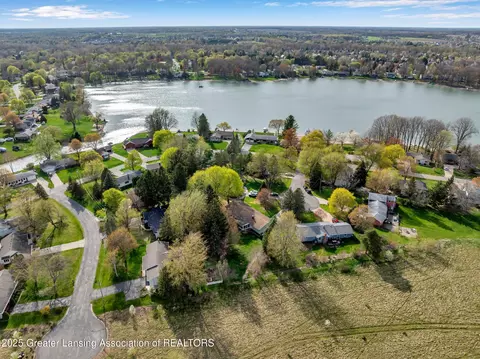 1101 Mora Cir, Dewitt, MI 48820 photo 32
